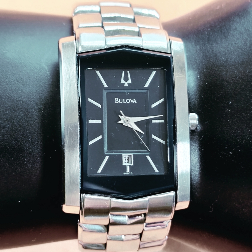✨️Bulova✨️ Classic Blue Dial Watch